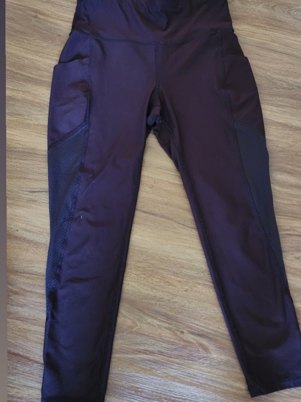 Xersion Men's Plum Performance Joggers with Mesh Panels